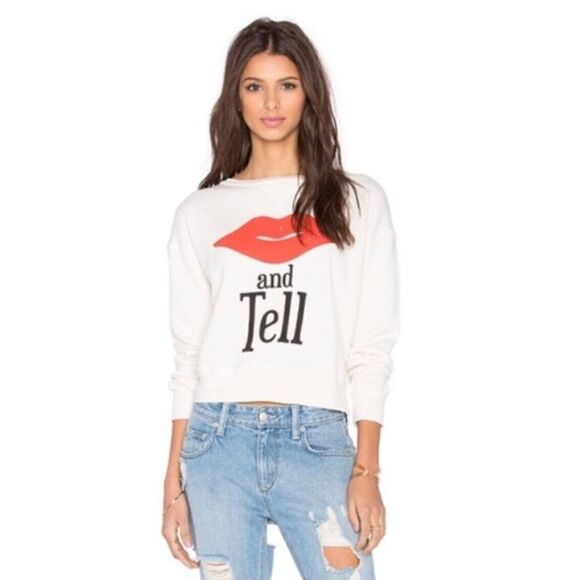 NWT WILDFOX KISS AND TELL SLOANE PULLOVER SWEATER SWEATSHIRT - Picture 2 of 10